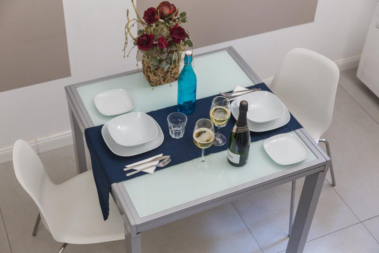 Volvinioone Monolocale Uso Esclusivo In Cermenate Apartment Milan Luaran gambar